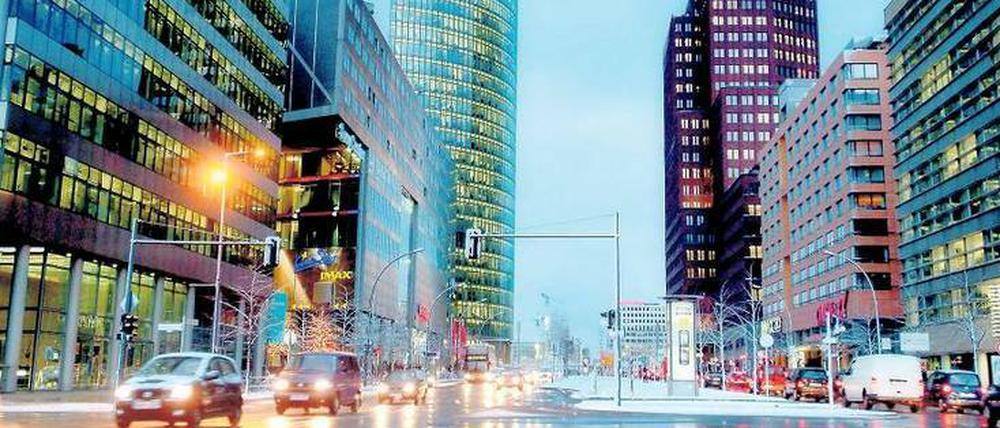 Problemfall. Einige Häuser am Potsdamer Platz gehören dem Fonds SEB Immoinvest. Anleger würden gerne Anteile zurückgeben – doch der Fonds kann sie nicht auszahlen. 