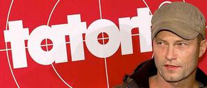Til Schweiger vor dem Tatort Logo