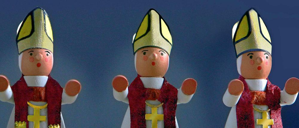 Im Namen des Papstes. Doch wie kommen sie eigentlich dazu?