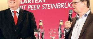 Vernunftpartner. SPD-Kanzlerkandidat Peer Steinbrück und der Parteilinke Ralf Stegner haben sich zusammengerauft. Foto: Bodo Marks/dpa
