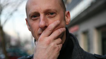 Mark Espiner meint: "Berlin, es ist Zeit für einen Realitäts-Check. Die East Side Gallery ist keine Galerie." 