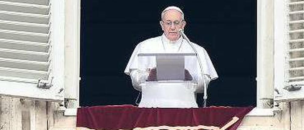 Angelus-Gebet. Umjubelt von rund 150 000 Menschen hat das neue Oberhaupt der katholischen Kirche am Sonntag zur Barmherzigkeit aufgerufen.