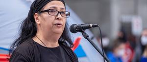 Seyran Ates im Mai auf einer Kundgebung gegen Antisemitismus in Berlin.