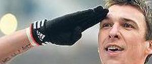 Politikum. Der Kroate Mario Mandzukic und sein viel diskutierter Torjubel.