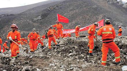 Es gibt kaum noch Hoffnung auf Überlebende nach dem Erdrutsch in Tibet.