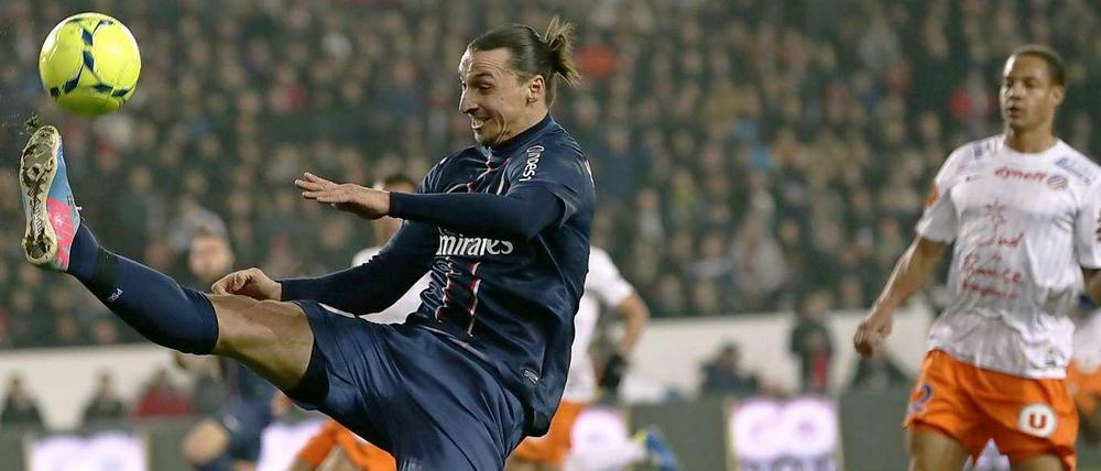In einer anderen Dimension. Zlatan Ibrahimovic (l.) überragt seine Kollegen.