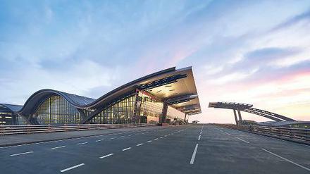 Juwel in der Abendsonne. Der neue Flughafen von Katar. 