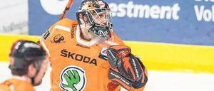 Held aus Hohenschönhausen. Dank Daniar Dshunussow kam Wolfsburg ins Halbfinale.