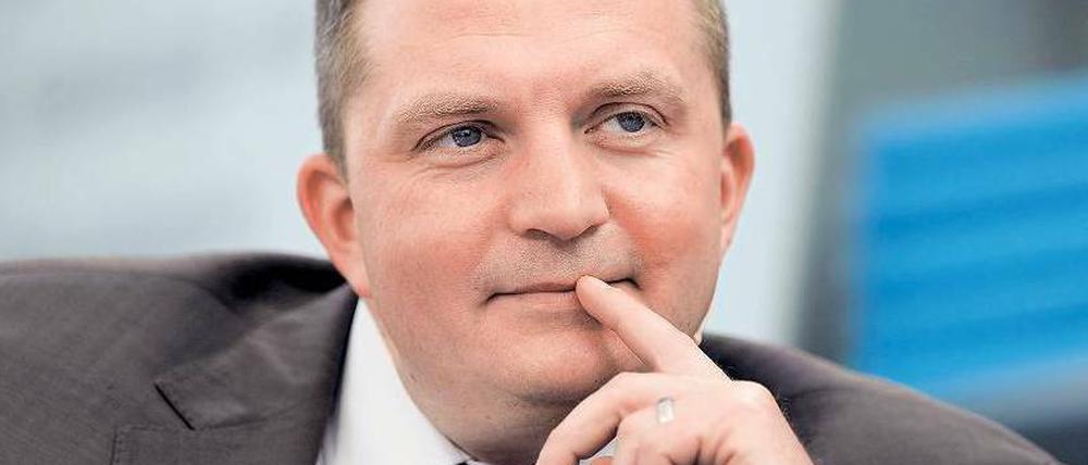 Schluss mit Ironie. Und bloß nicht noch eine Talkshow zum Abtausch der üblichen Experten- und Politikermeinungen. Das wünscht sich Jörg Thadeusz.