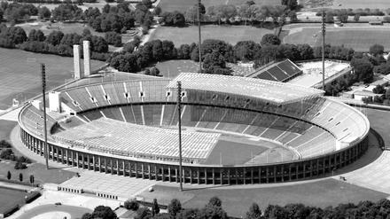 Nach Protest: Münchner Gericht verlegt NSU-Prozess ins Berliner Olympiastadion.