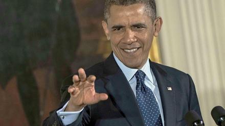Am Donnerstag kündigte Obama an, dass er 20 000 Dollar – fünf Prozent seines Jahresgehalts von 400 000 Dollar – an die Staatskasse zurückgeben wolle.