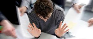 Manch einer hält dem Druck am Arbeitsplatz nicht mehr stand.