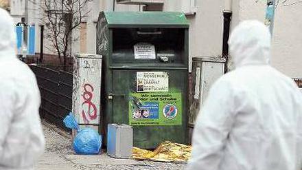 Der Fundort. In diesem Container in der Wildenbruchstraße zwischen Neukölln und Treptow fanden zwei Männer am 5. April die in einer Einkaufstüte verpackte Babyleiche.