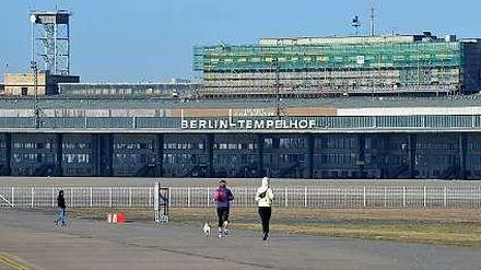 Das ehemalige Flughafengebäude bekommt neue Mieter.