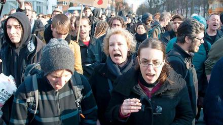 Klare Botschaften. Rund 350 Menschen demonstrierten am Freitagnachmittag. 