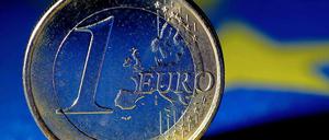 Euro-Finanzminister billigen Zypernhilfe.