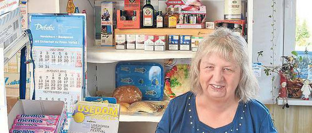 "Püppi". Gudrun Oberländer lässt keine Wünsche offen. In ihrem Laden bekommt der Tourist alles, was sein Herz begehrt.