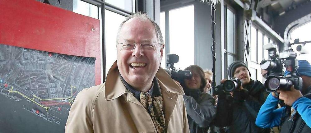 Steinbrück im Umfragetief. Gelacht wird trotzdem.