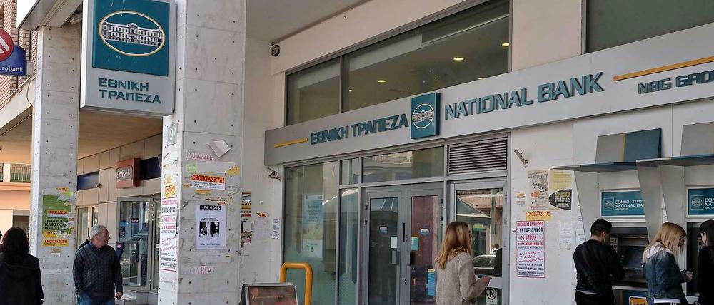 Eurobank und NBG sollten eigentlich fusioniert werden. Doch die Risiken waren der Troika zu groß.