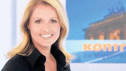 Astrid Frohloff moderiert die Politikmagazine „Kontraste“ (RBB/ARD) und „Klartext“ (RBB) und ist Vorstandssprecherin von „Reporter ohne Grenzen“. Foto: RBB