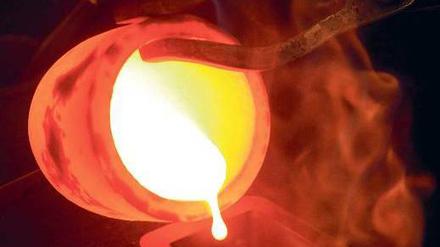 Heiße Ware. Die jährliche Goldproduktion liegt bei 2700 Tonnen. Das meiste Edelmetall wandert in die Schmuckindustrie.