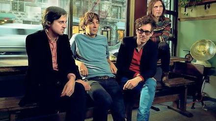Christian Mazzalai, Thomas Mars, Laurent Brancowitz und Deck D’Arcy sind Phoenix. 