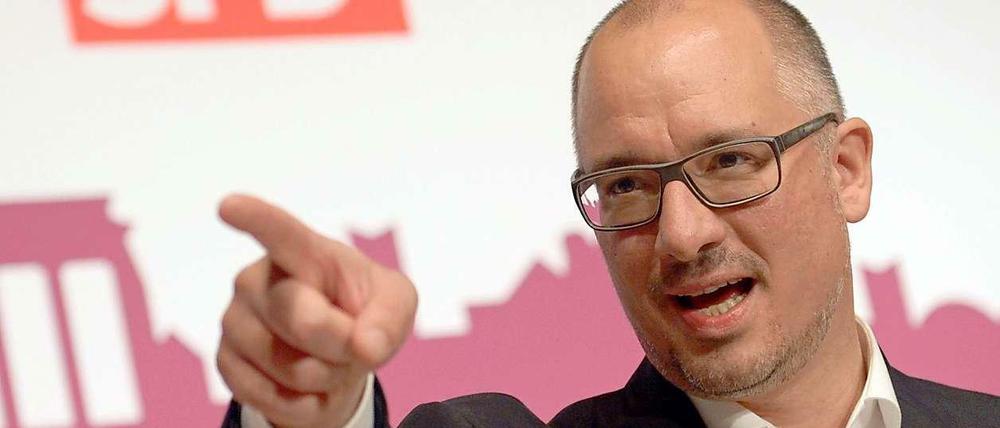 Der Berliner SPD-Landeschef Jan Stöß wildert in den Gefilden seines Parteifreundes Michael Müller.