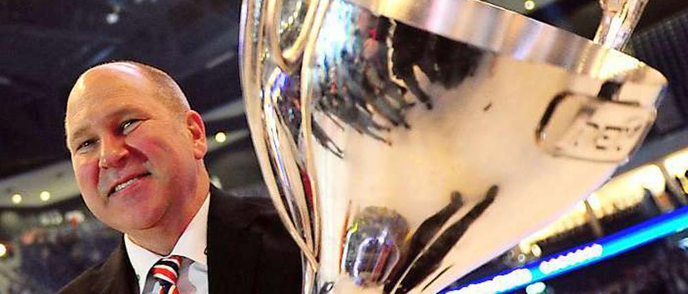 Wieder mal wir. Meistertrainer Don Jackson. 