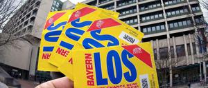 Das Los entscheidet nun über die Akkreditierung von Journalisten für den am 6. Mai in München am Oberlandesgericht beginnenden NSU-Prozess.