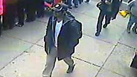 Diese Aufnahme einer Überwachungskamera zeigt Tamerlan Zarnajew, einen der mutmaßlichen Boston-Bomber.
