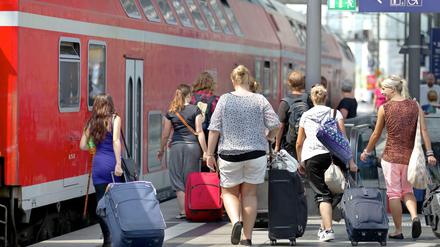 Weil es schneller geht - Regionalzug statt S-Bahn.