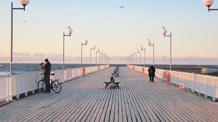 220 Meter lang. Die Seebrücke aus Stahlbeton entstand 1973. Sie ersetzte den im Krieg zerstörten Seesteg, eine eher romantische Holzkonstruktion.
