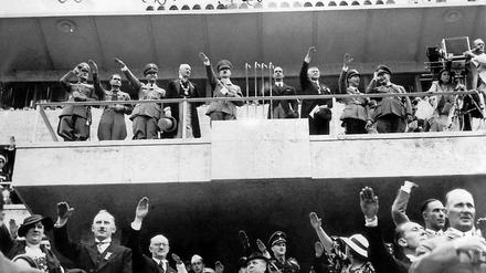Hitler bei der Eröffnung der Olympischen Spiele 1936. Kershaw widmete dem Diktator eine 2300-seitige Biografie.