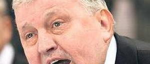 Ein Leben für einen Klub. Hartmut Nickel, der ewige Eisbär. Foto: dpa