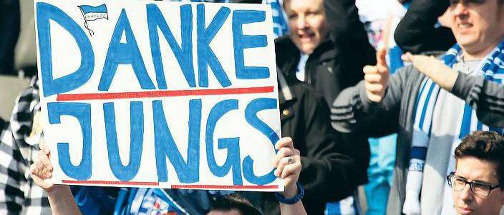 Junge, Junge. Für die Fans war klar, dass Hertha den Aufstieg an diesem Sonntag perfekt macht.