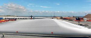 Freud und Leid. Siemens hat einen neuen Großauftrag für Windturbinen erhalten. Doch der Anschluss der Windparks auf hoher See macht noch Probleme.