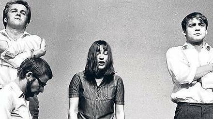 Peter Zadeks „Maß für Maß“ 1967 in Bremen, eine legendäre Inszenierung mit Edith Clever und Bruno Ganz. 
