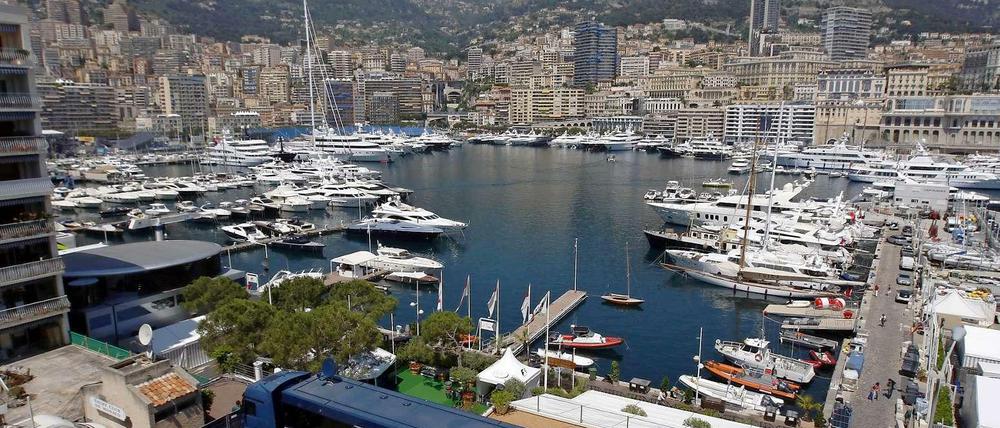 Eine Wohnimmobilie mit direktem Blick auf den Jachthafen in Monaco kann sich nicht jeder leisten.