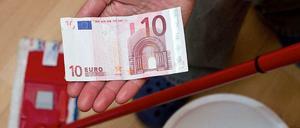 Union und FDP wollen eine Lohnuntergrenze. Trotzdem ist vor der Wahl kaum noch mit einem Mindestlohn zu rechnen.