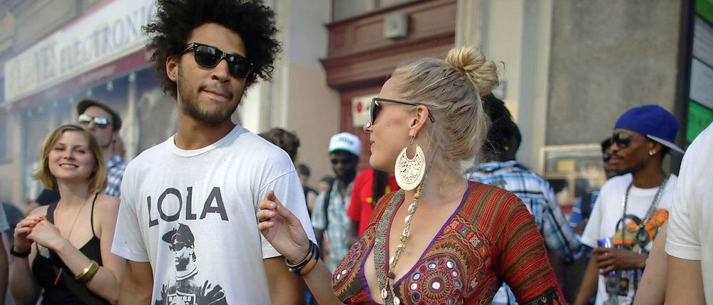 Musik, Party, Myfest. Am 1. Mai füllen sich die Straßen rund um den Heinrichplatz in Kreuzberg.