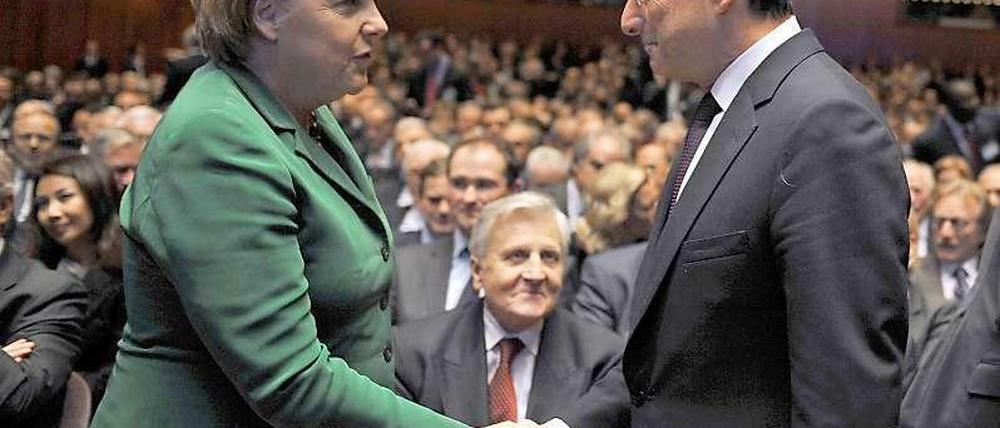 Merkel steht für die Finanzpolitik, Draghi für die Geldpolitik. Beide Bereiche müssen ineinander greifen, um die Konjunktur zu fördern.