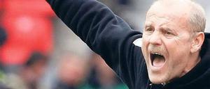 Nach oben! Wollte Thomas Schaaf mit Werder in seinem 14. Dienstjahr eigentlich. Doch die Realität sieht trübe aus. Am Sonnabend tritt Bremen als Tabellenvierzehnter im Abstiegsduell gegen den Vorletzten Hoffenheim.