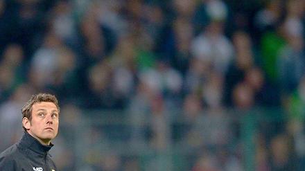 Cool bleiben! Markus Weinzierl, allzeit entspannter Trainer des FC Augsburg. 