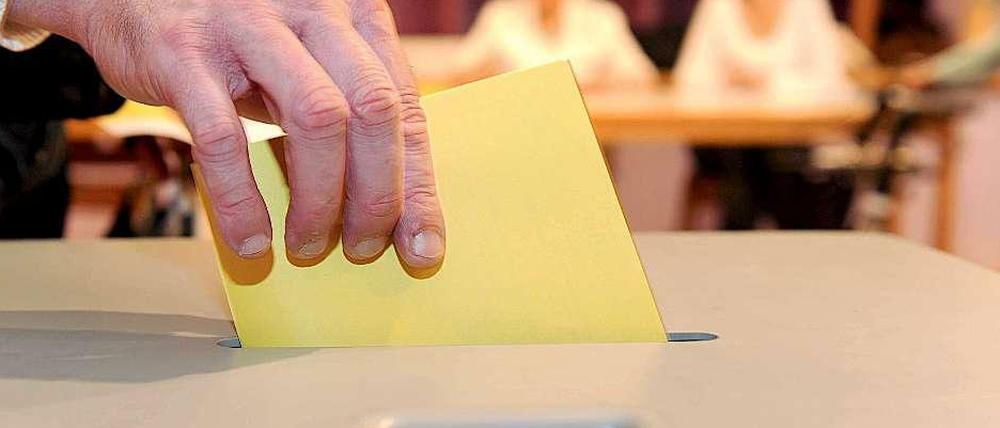Entscheidet sich im Internet, ob Angela Merkel im September Bundeskanzlerin bleibt? Mehr als ein Drittel der Deutschen (37 Prozent) ist davon überzeugt.