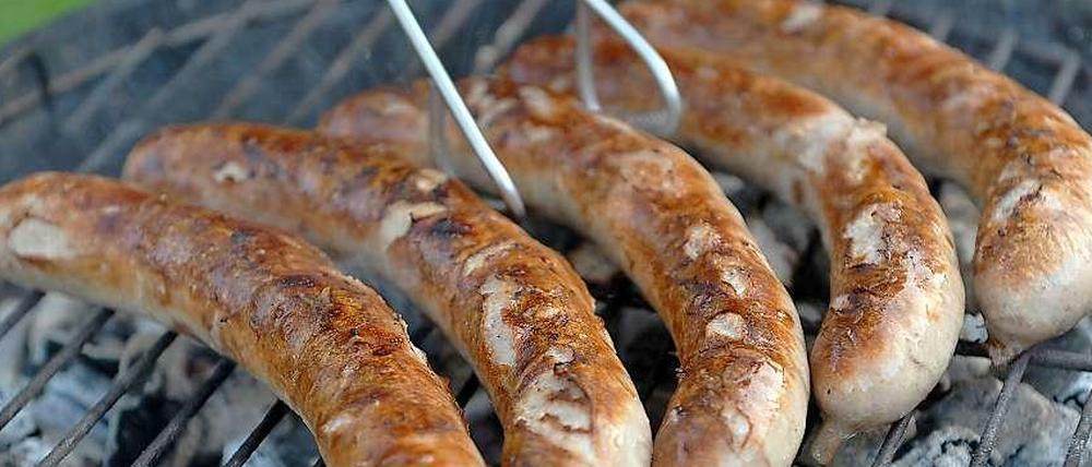 Kulinarischer Vergleich: Welche Rostbratwurst macht im Berliner Grillsommer das Rennen?