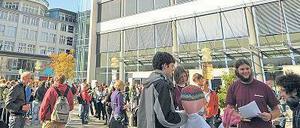 Bevölkerungszuwachs. Hochschulen tragen viel mehr dazu bei, die Verödung im Osten zu bremsen als alle Rückholerprogramme. Die Hochschulen müssten die Politiker viel stärker auf ihre regionale Bedeutung hinweisen, sagt Peer Pasternack. Foto: picture alliance/ZB