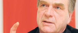 Ralf Christoffers. „Die öffentliche Daseinsvorsorge muss in Teilräumen ganz neu organisiert werden.“