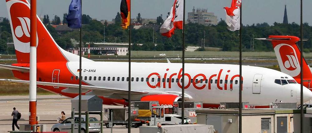 Air Berlin kommt vorerst nicht aus den roten Zahlen heraus.