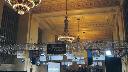 Im Wartesaal für Olympia. Der New Yorker Bahnhof Grand Central war am Mittwoch eine Ringerbühne. 