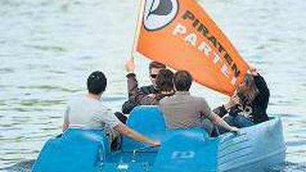 Unruhiges Fahrwasser. Die Berliner Piratenfraktion sucht weiterhin den richtigen Kurs. 